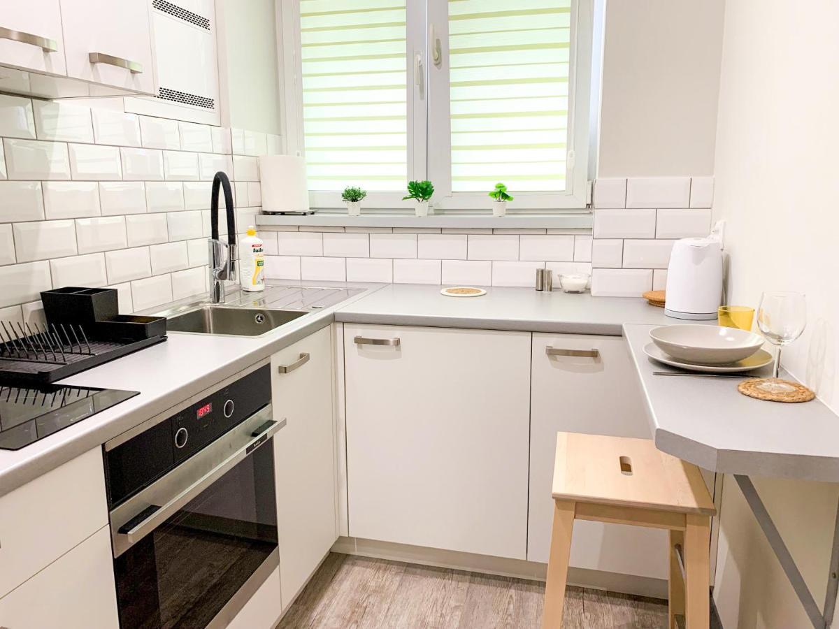 Good Days Apartment Варшава Екстериор снимка