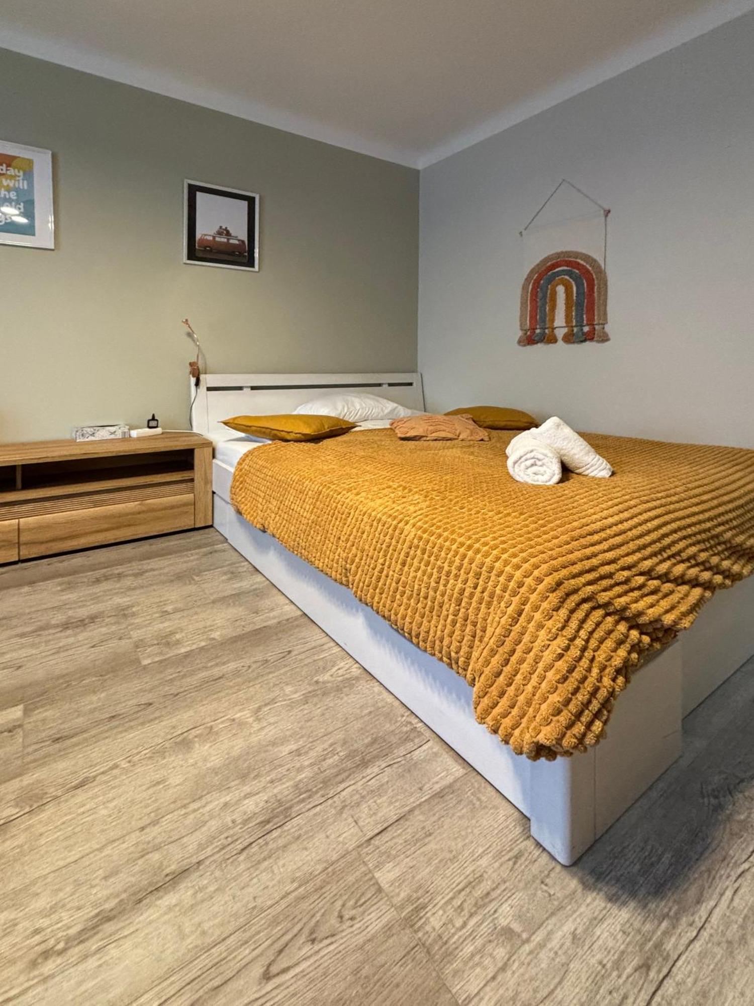 Good Days Apartment Варшава Екстериор снимка
